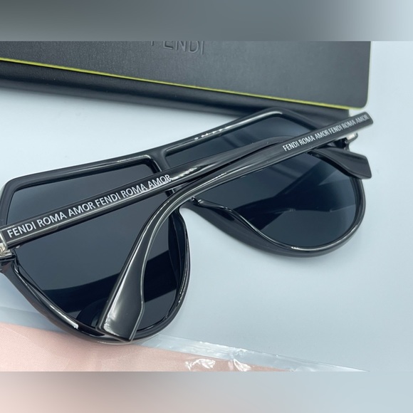 Authentic Fendi Roma Amor Unisex Sunglasses - Picture 13 of 16